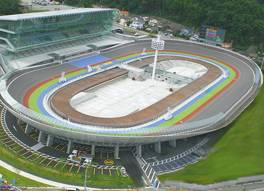 Iwakitaira Keirin Velodrome